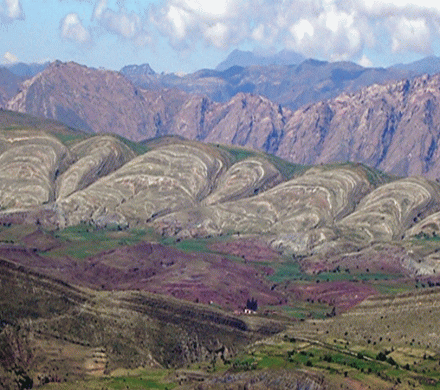 Full Day Sucre - Chataquila - Inca Trail with Potolo o Maragua