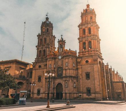 City Tour y Minas de Potosí Día Completo