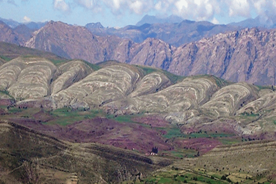 Full Day Sucre - Chataquila - Inca Trail with Potolo o Maragua