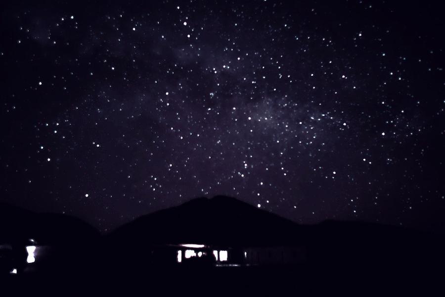 Noche de Estrellas - Amanecer en el salar de Uyuni